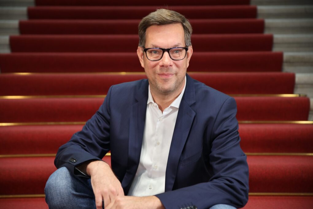 IM DIALOG mit Christian Hochgrebe, Staatssekretär für Inneres